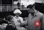 Image 200 enfants réfugiés juive allemande Harwich en Angleterre, 1938, de la seconde 42 séquences d'archives historiques vidéo 65675037219