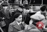 Image 200 enfants réfugiés juive allemande Harwich en Angleterre, 1938, de la seconde 62 séquences d'archives historiques vidéo 65675037219