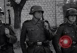 Standbild stabil von Pferden Italien, 1938, aus Sekunde 42 historischem Filmmaterial Videoclip 65675037222