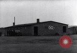 Standbild NS-Konzentrationslager Ludwigslust Deutschland, 1945, aus Sekunde 13 historischem Filmmaterial Videoclip 65675037227