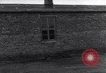 Standbild NS-Konzentrationslager Ludwigslust Deutschland, 1945, aus Sekunde 57 historischem Filmmaterial Videoclip 65675037227