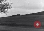 Image les chars allemands et véhicules Neumark Tchécoslovaquie, 1945, de la seconde 16 séquences d'archives historiques vidéo 65675037233