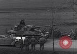 Image les chars allemands et véhicules Neumark Tchécoslovaquie, 1945, de la seconde 30 séquences d'archives historiques vidéo 65675037233