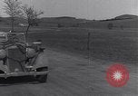 Standbild deutsche militärische Fahrzeuge Neumark Tschechoslowakei, 1945, aus Sekunde 15 historischem Filmmaterial Videoclip 65675037234