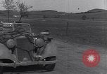 Standbild deutsche militärische Fahrzeuge Neumark Tschechoslowakei, 1945, aus Sekunde 16 historischem Filmmaterial Videoclip 65675037234