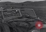 Standbild deutsche militärische Fahrzeuge Neumark Tschechoslowakei, 1945, aus Sekunde 19 historischem Filmmaterial Videoclip 65675037234