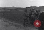 Standbild deutsche militärische Fahrzeuge Neumark Tschechoslowakei, 1945, aus Sekunde 39 historischem Filmmaterial Videoclip 65675037234