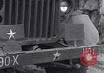 Standbild deutsche militärische Fahrzeuge Neumark Tschechoslowakei, 1945, aus Sekunde 60 historischem Filmmaterial Videoclip 65675037234