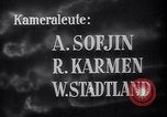 Standbild NS-Konzentrationslager Majdanek Lublin oder auf Befreiung Lublin Polen, 1944, aus Sekunde 15 historischem Filmmaterial Videoclip 65675037236