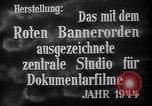 Standbild NS-Konzentrationslager Majdanek Lublin oder auf Befreiung Lublin Polen, 1944, aus Sekunde 19 historischem Filmmaterial Videoclip 65675037236