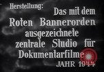 Standbild NS-Konzentrationslager Majdanek Lublin oder auf Befreiung Lublin Polen, 1944, aus Sekunde 23 historischem Filmmaterial Videoclip 65675037236