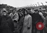 Standbild KZ Auschwitz Auschwitz Polen, 1944, aus Sekunde 55 historischem Filmmaterial Videoclip 65675037238
