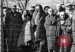 Standbild KZ Auschwitz Auschwitz Polen, 1944, aus Sekunde 32 historischem Filmmaterial Videoclip 65675037239