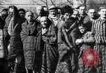 Standbild KZ Auschwitz Auschwitz Polen, 1944, aus Sekunde 35 historischem Filmmaterial Videoclip 65675037239