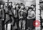 Standbild KZ Auschwitz Auschwitz Polen, 1944, aus Sekunde 42 historischem Filmmaterial Videoclip 65675037239