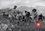 Standbild vertriebene Camp Admont Österreich, 1946, aus Sekunde 32 historischem Filmmaterial Videoclip 65675037241