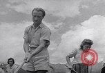 Standbild vertriebene Camp Admont Österreich, 1946, aus Sekunde 39 historischem Filmmaterial Videoclip 65675037241