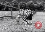 Immagine di UNRRA sfollati camp Admont Austria, 1946, secondo 19 filmato di repertorio 65675037242