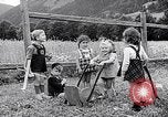Immagine di UNRRA sfollati camp Admont Austria, 1946, secondo 29 filmato di repertorio 65675037242