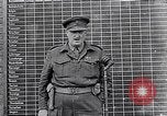 Standbild Belsen Konzentrationslager Niedersachsen Deutschland, 1945, aus Sekunde 7 historischem Filmmaterial Videoclip 65675037243