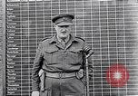Standbild Belsen Konzentrationslager Niedersachsen Deutschland, 1945, aus Sekunde 21 historischem Filmmaterial Videoclip 65675037243
