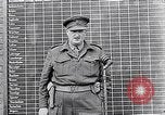 Standbild Belsen Konzentrationslager Niedersachsen Deutschland, 1945, aus Sekunde 28 historischem Filmmaterial Videoclip 65675037243