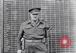 Standbild Belsen Konzentrationslager Niedersachsen Deutschland, 1945, aus Sekunde 42 historischem Filmmaterial Videoclip 65675037243