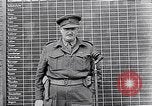 Standbild Belsen Konzentrationslager Niedersachsen Deutschland, 1945, aus Sekunde 48 historischem Filmmaterial Videoclip 65675037243