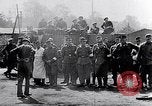 Standbild Bergen Belsen Konzentrationslager Niedersachsen Deutschland, 1945, aus Sekunde 23 historischem Filmmaterial Videoclip 65675037245