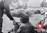 Standbild Bergen Belsen Konzentrationslager Niedersachsen Deutschland, 1945, aus Sekunde 61 historischem Filmmaterial Videoclip 65675037245