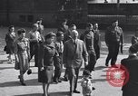Immagine di Sfollati' Center Bensheim Germania, 1946, secondo 46 filmato di repertorio 65675037248
