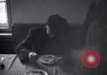 Immagine di Jewish Sfollati's Camp Landsberg Germania, 1945, secondo 47 filmato di repertorio 65675037253