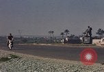 Standbild Heavy Traffic in Märkten Vietnam, 1967, aus Sekunde 19 historischem Filmmaterial Videoclip 65675037262
