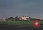 Standbild Heavy Traffic in Märkten Vietnam, 1967, aus Sekunde 39 historischem Filmmaterial Videoclip 65675037262