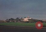 Standbild Heavy Traffic in Märkten Vietnam, 1967, aus Sekunde 41 historischem Filmmaterial Videoclip 65675037262