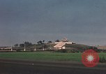 Standbild Heavy Traffic in Märkten Vietnam, 1967, aus Sekunde 45 historischem Filmmaterial Videoclip 65675037262