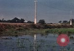 Standbild Heavy Traffic in Märkten Vietnam, 1967, aus Sekunde 56 historischem Filmmaterial Videoclip 65675037262