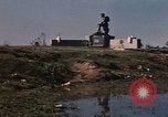 Standbild Heavy Traffic in Märkten Vietnam, 1967, aus Sekunde 59 historischem Filmmaterial Videoclip 65675037262