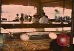 Standbild diverse Geschäfte am Markt Vietnam, 1967, aus Sekunde 12 historischem Filmmaterial Videoclip 65675037263
