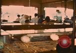 Standbild diverse Geschäfte am Markt Vietnam, 1967, aus Sekunde 17 historischem Filmmaterial Videoclip 65675037263
