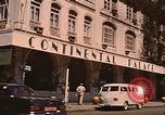 Immagine di Continental Palace e Caravelle Hotel di Saigon Saigon Vietnam, 1967, secondo 17 filmato di repertorio 65675037264