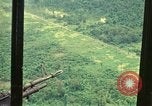 Standbild 173rd Assault Helicopter Company Lai Khe Süd Vietnam, 1967, aus Sekunde 56 historischem Filmmaterial Videoclip 65675037272