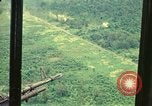Standbild 173rd Assault Helicopter Company Lai Khe Süd Vietnam, 1967, aus Sekunde 58 historischem Filmmaterial Videoclip 65675037272