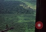 Standbild 173rd Assault Helicopter Company Lai Khe Süd Vietnam, 1967, aus Sekunde 61 historischem Filmmaterial Videoclip 65675037272
