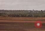 Standbild 173rd Assault Helicopter Company Lai Khe Süd Vietnam, 1967, aus Sekunde 28 historischem Filmmaterial Videoclip 65675037277
