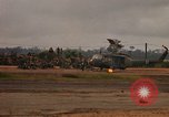 Standbild 173rd Assault Helicopter Company Lai Khe Süd Vietnam, 1967, aus Sekunde 41 historischem Filmmaterial Videoclip 65675037277