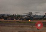 Standbild 173rd Assault Helicopter Company Lai Khe Süd Vietnam, 1967, aus Sekunde 45 historischem Filmmaterial Videoclip 65675037277