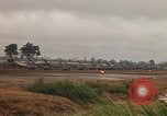 Standbild 173rd Assault Helicopter Company Lai Khe Süd Vietnam, 1967, aus Sekunde 59 historischem Filmmaterial Videoclip 65675037277