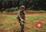 Immagine di US Army 1 soldati di fanteria Lai Khe Vietnam del Sud, 1967, secondo 11 filmato di repertorio 65675037278