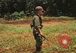 Immagine di US Army 1 soldati di fanteria Lai Khe Vietnam del Sud, 1967, secondo 20 filmato di repertorio 65675037278